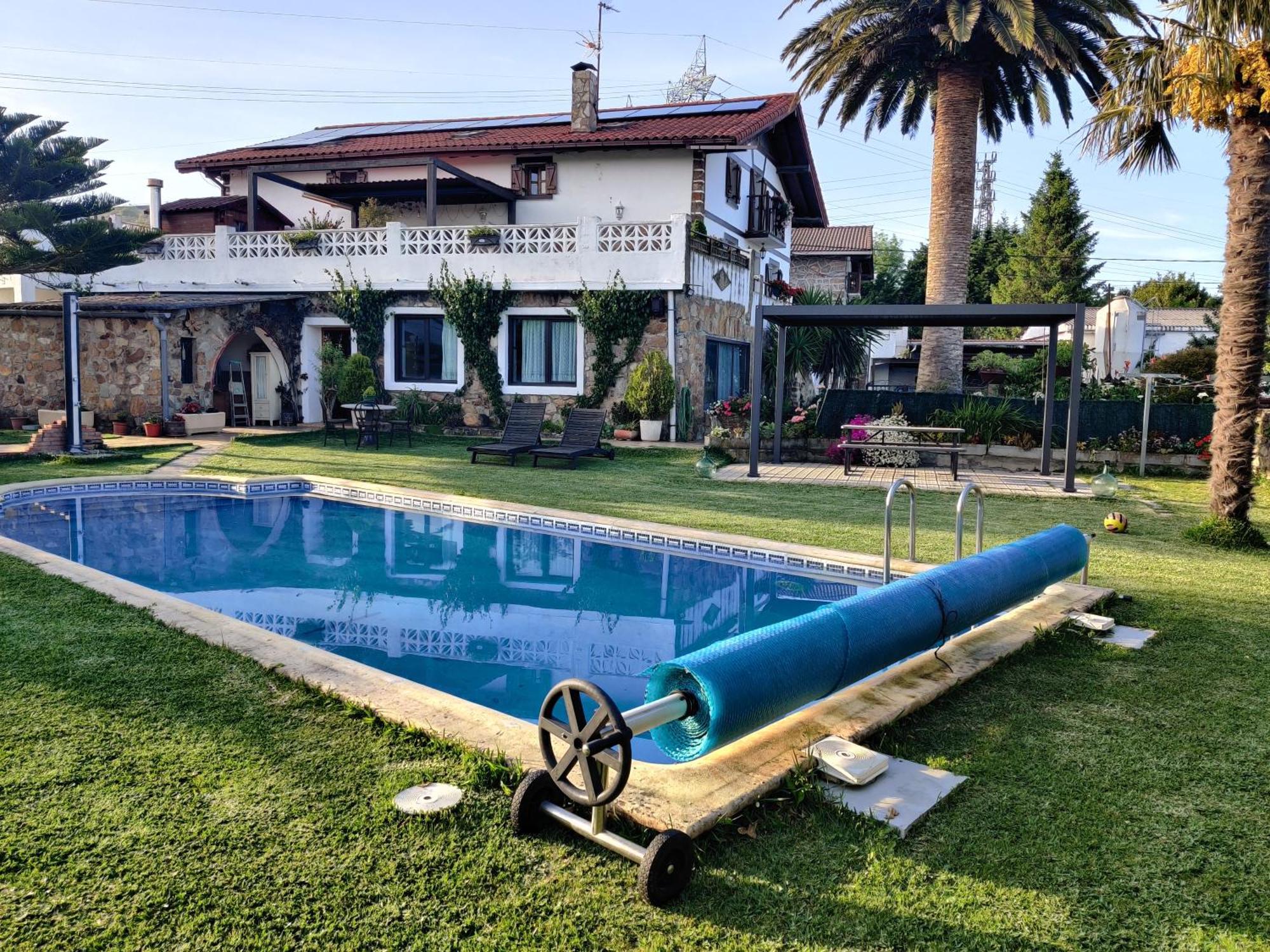 Апартаменти Bilbo Near Atico Rural Con Terraza Басаурі Екстер'єр фото